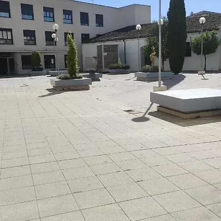 El Rincon De Arles חרז